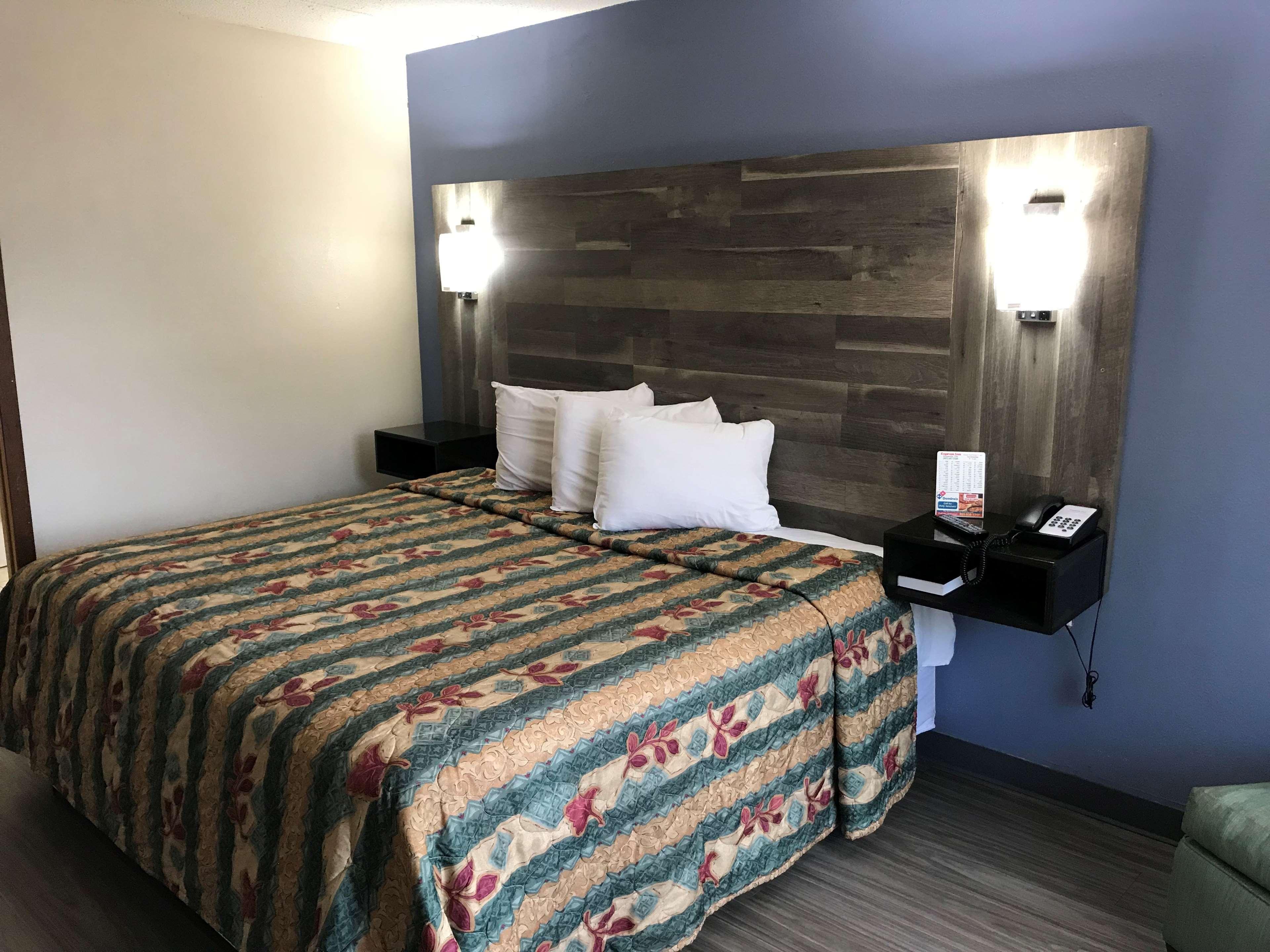 Days Inn By Wyndham Knoxville North Powell Esterno foto