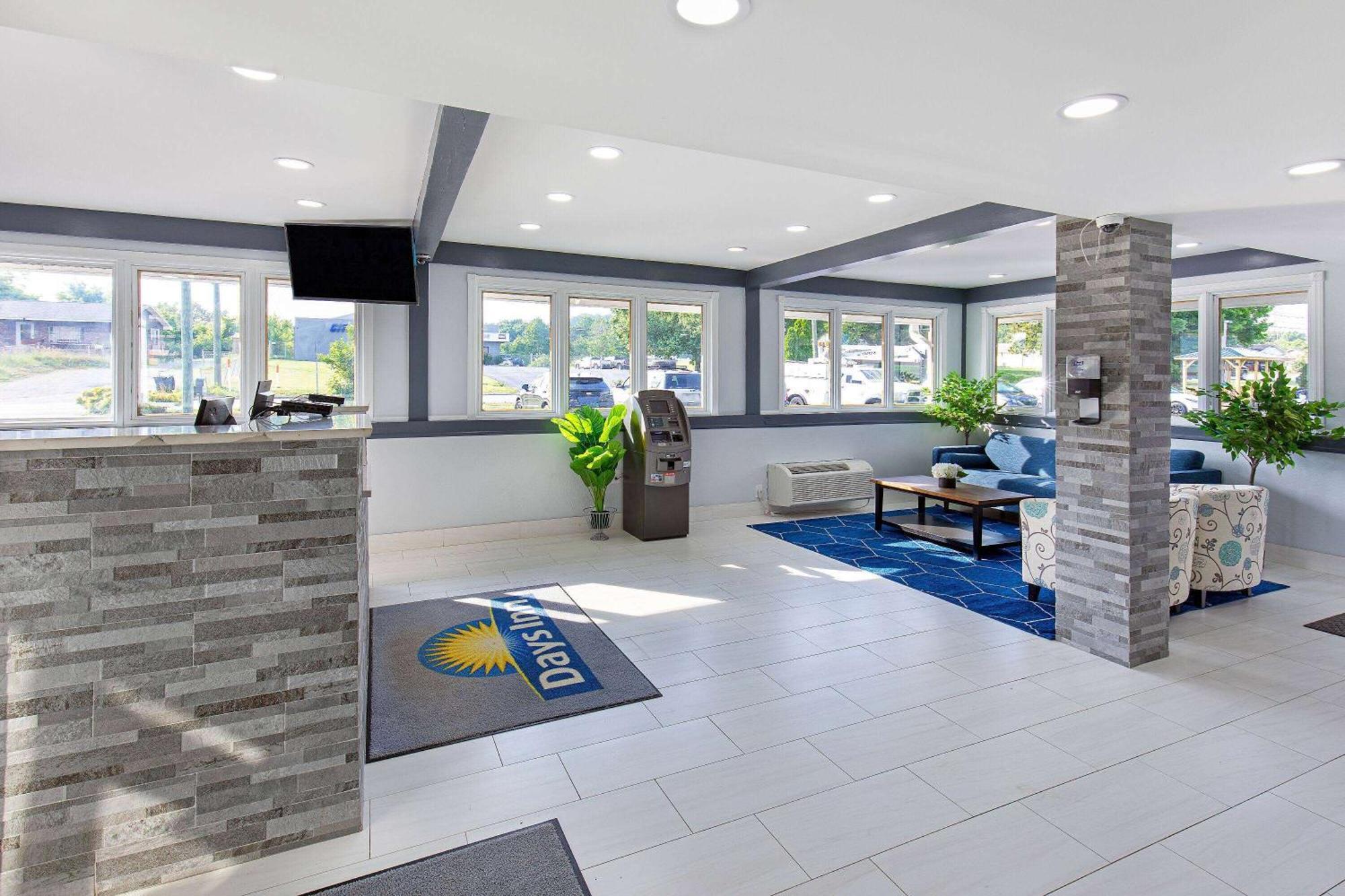 Days Inn By Wyndham Knoxville North Powell Esterno foto
